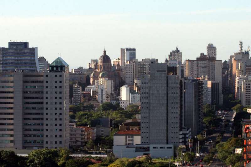 Preço médio dos imóveis sobe 0,02% em abril em nove capitais, diz Abecip