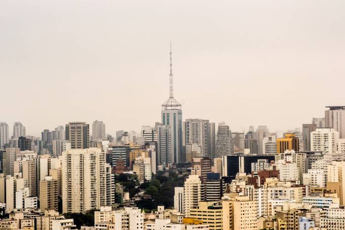 Como o governo decidiu criar financiamentos com juros só pela inflação